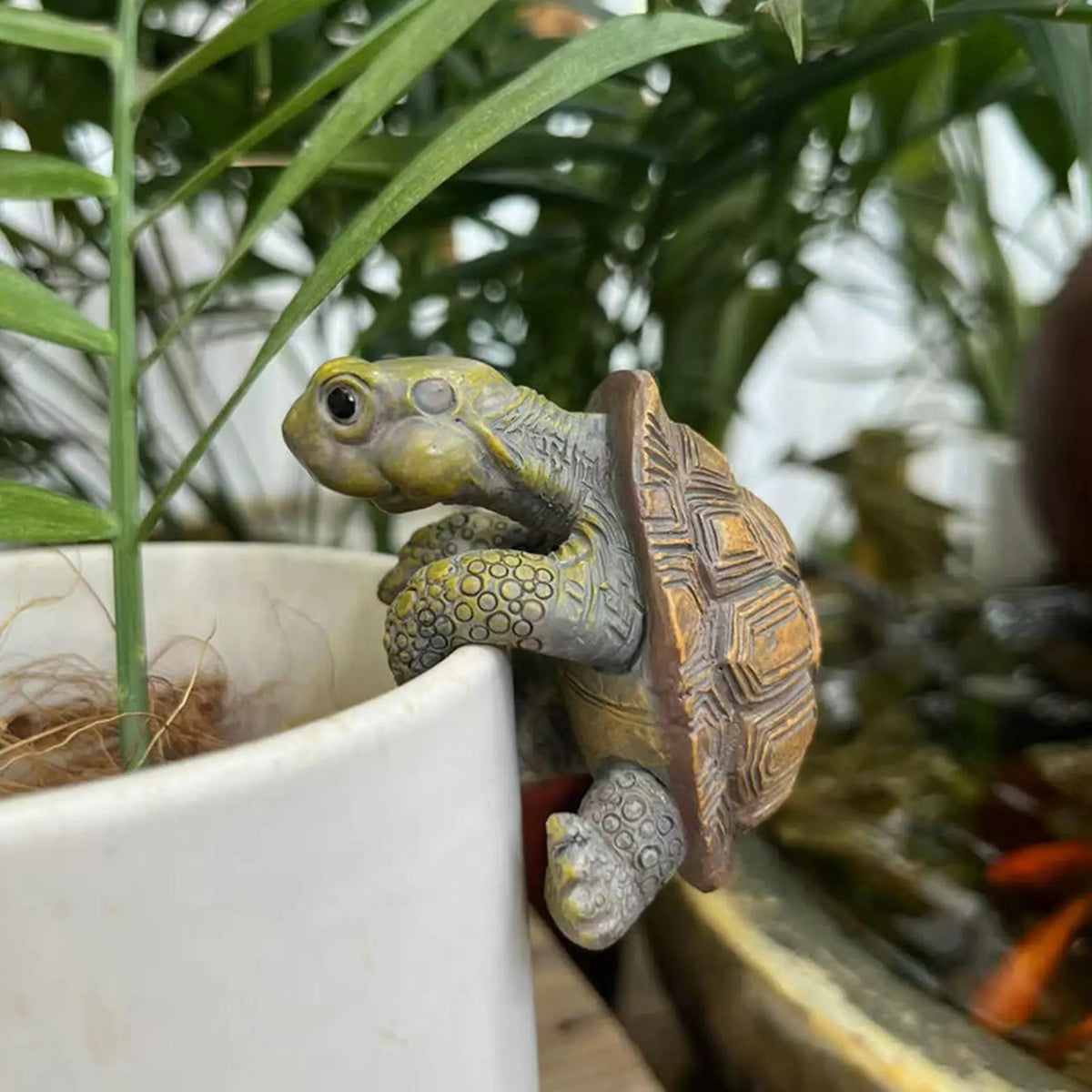 Resin Climbing Turtle Statue | Garden Plant Pot Hugger Décor Garden Statue Axl