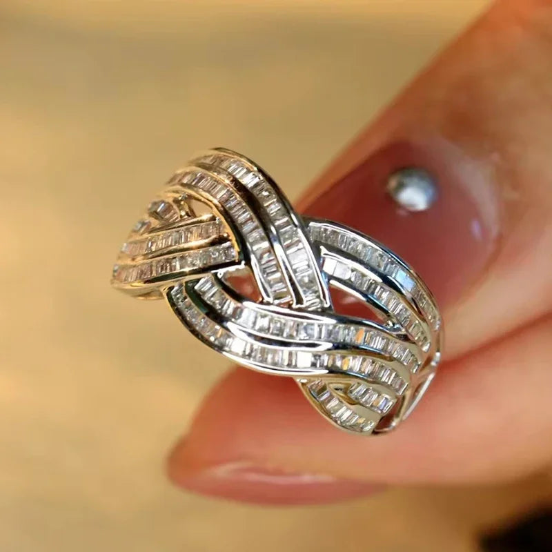 Huitan Twist Cross Women's Ring – Cubic Zirconia Wedding Band Fashion Ring Axl T0810 6