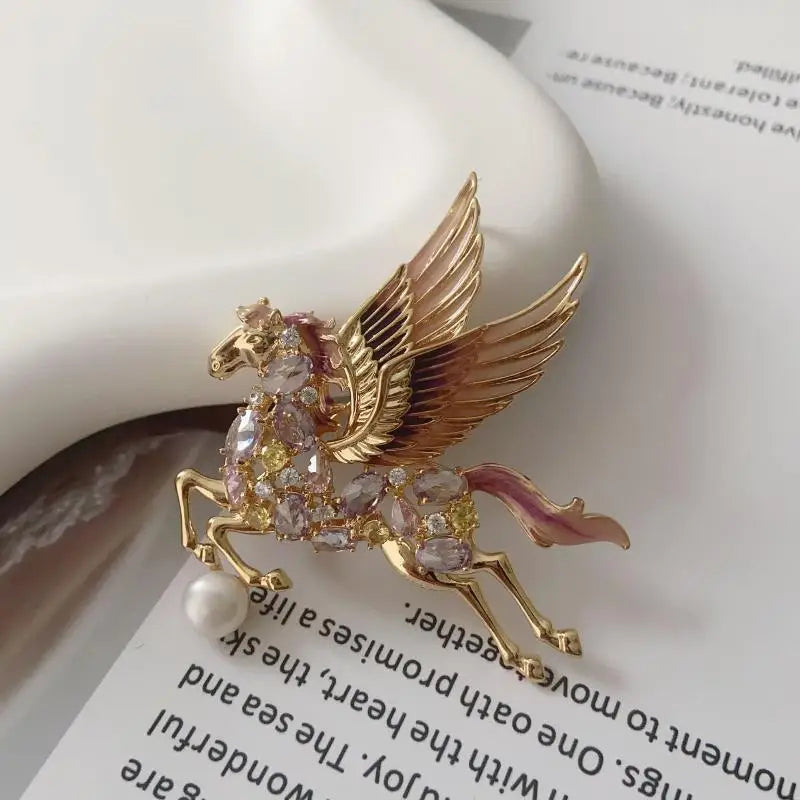 Crystal Pegasus Wing Horse Brooch – Luxury Fashion Pin for Women Fashion Brooch Pin Axl