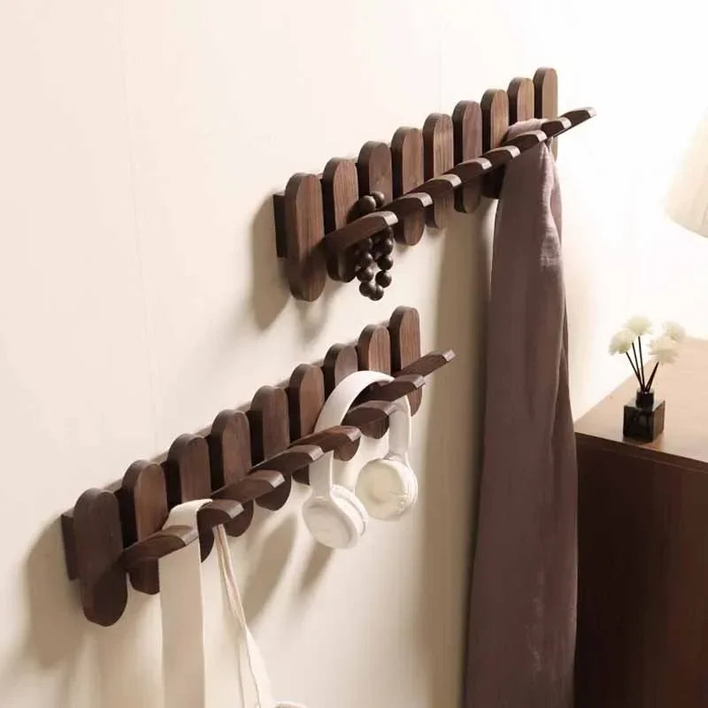 Piano Key Wall-Mounted Coat Rack – 12-Hook Oak Wood Organizer Wall-Mounted Coat Rack Axl