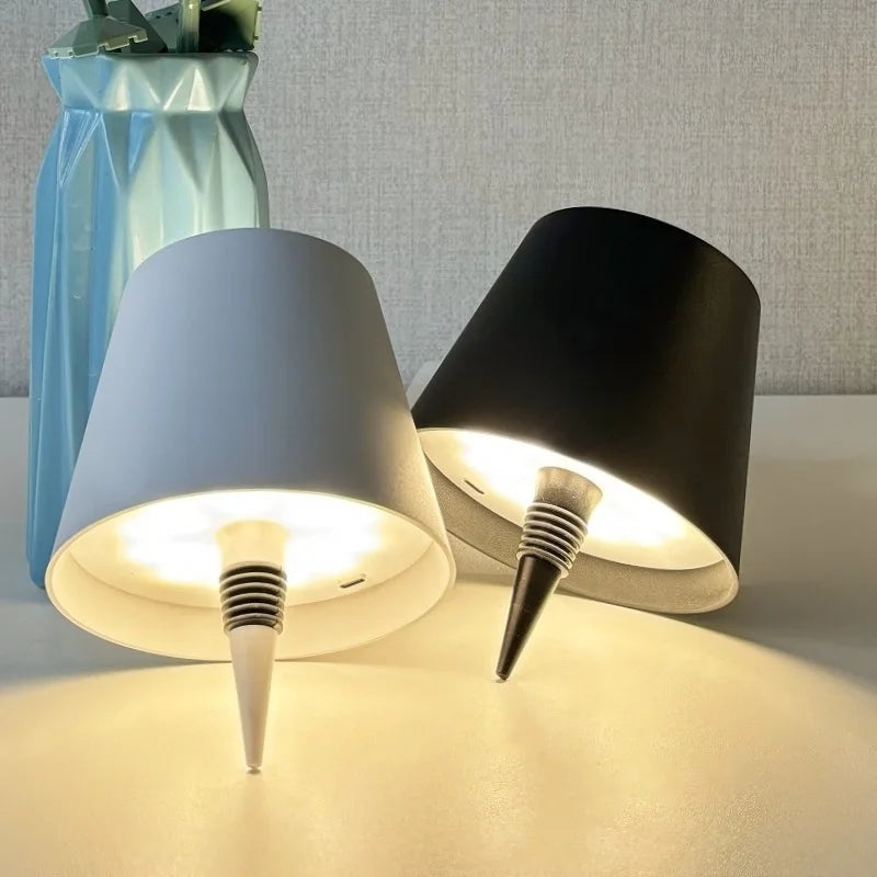 Wireless Wine Bottle LED Lamp – Touch Dimmer, USB-C Charging LED Table Lamp Axl