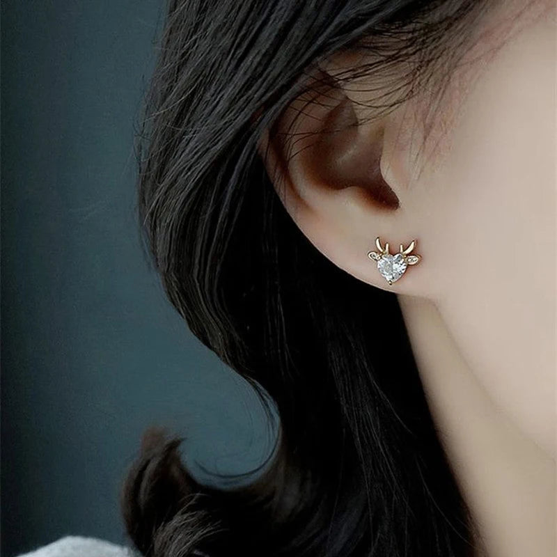 Huitan Elk Stud Earrings – Gold Heart Cubic Zirconia Christmas Stud Earrings Axl