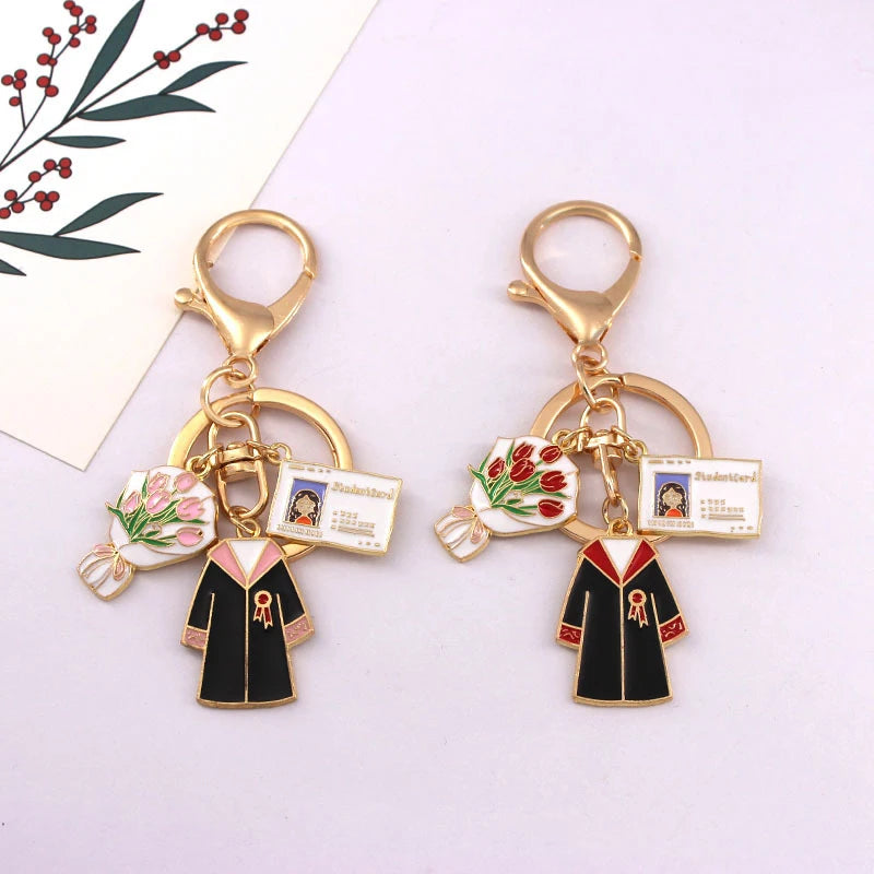 Graduation Keychain – Academic Cap & Gown Pendant Gift Graduation Keychain Axl
