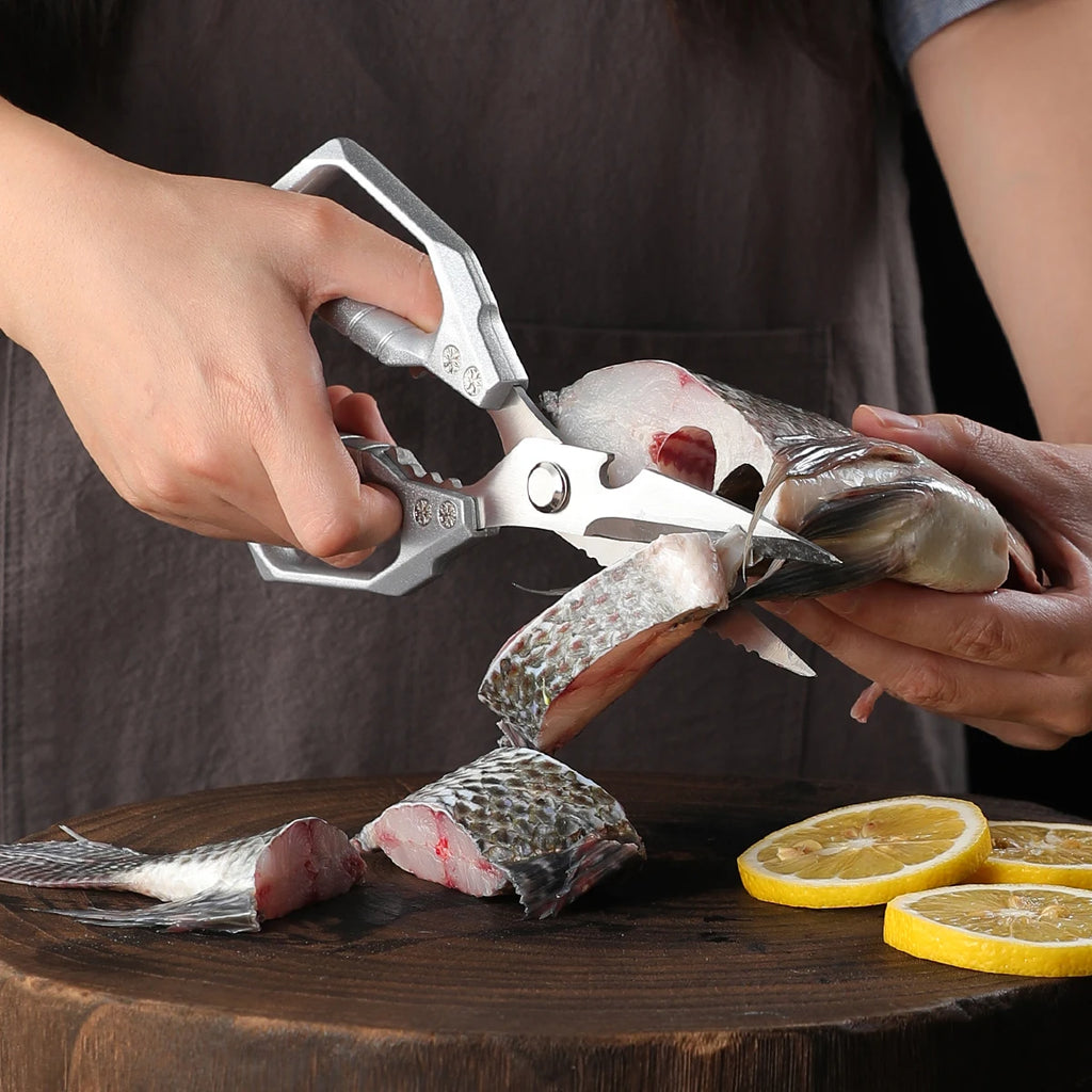 Multifunctional Kitchen Scissors – Bone, Fish Scraper & More Kitchen Scissors Axl