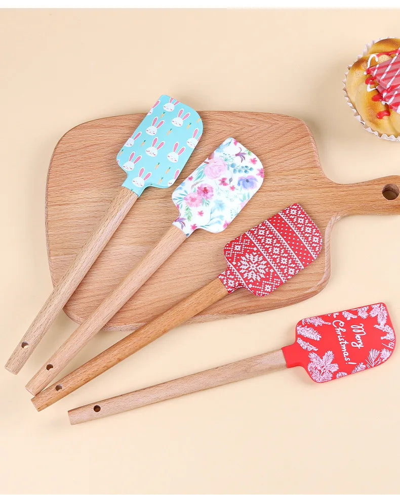 Silicone Cake Spatula & Scraper – Wooden Handle Christmas Cake Spatula Axl