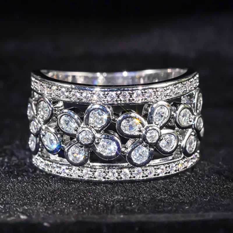 Huitan CZ Flower Ring for Women – Hollow Brass Wedding Band Fashion Ring Axl