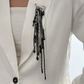 Hip-Hop Crystal Beaded Tassel Chain Brooch – Vintage Collar Pin Beaded Brooch Pin Axl Black White-1pc