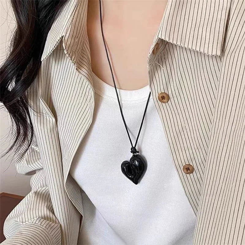 Irregular Heart Pendant Necklace – Adjustable Sweater Chain Heart Pendant Necklace Axl