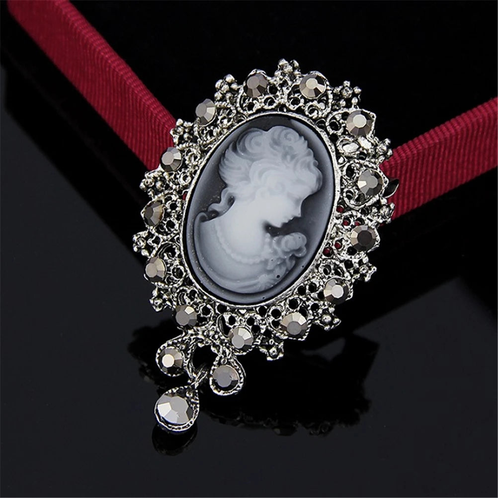 Vintage Cameo Victorian Crystal Brooch Pin – Women's Gift Brooch Pin Axl