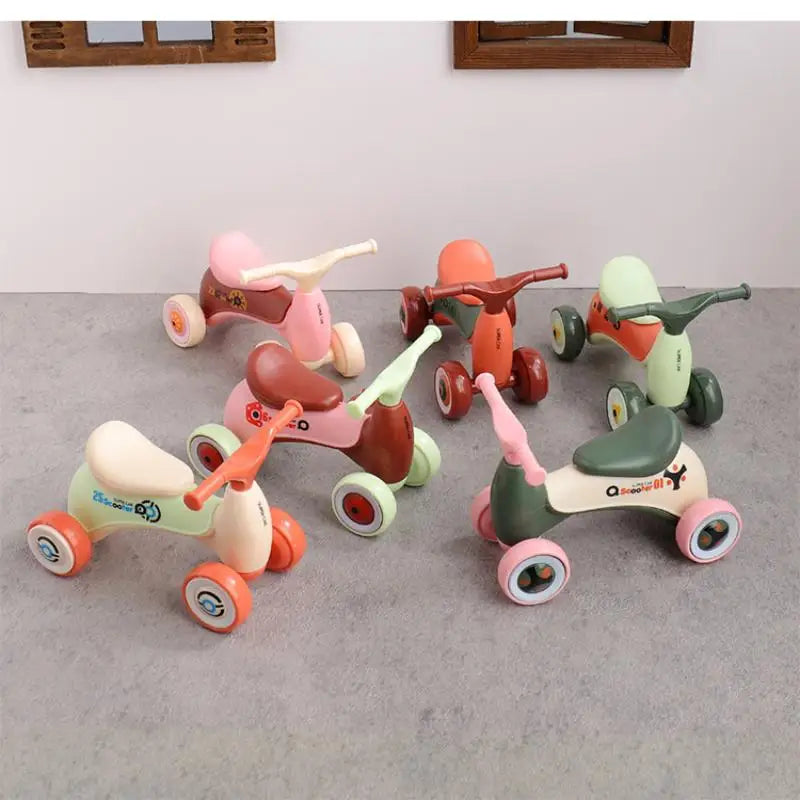 Dollhouse Miniature Scooter Model – Assembly Toy for Kids Miniature Model Toy Axl Random