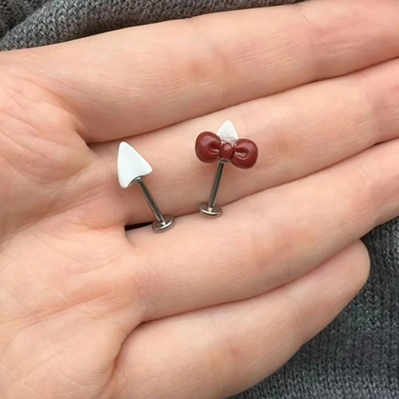 2Pcs Bow Heart Cartilage Stud Earrings – Titanium Steel Women Cartilage Stud Earrings Axl