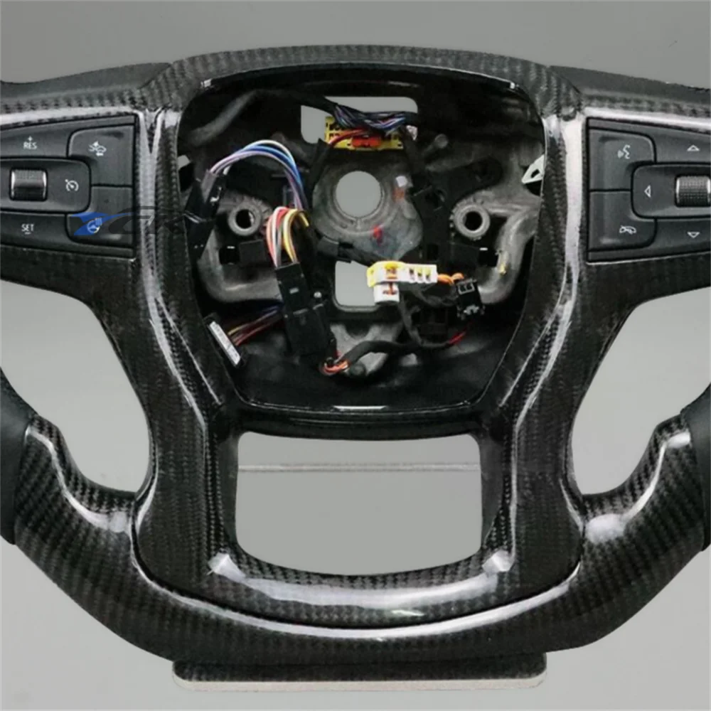 Custom Carbon Fiber Steering Wheel – Silverado 1500 2019–2024 Custom Steering Wheel Axl
