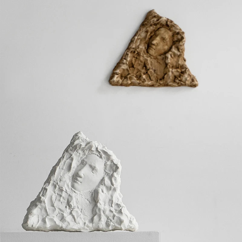 Retro Gypsum Wall Sculpture – Aesthetic Figurine Home Decor Wall Sculpture Figurine Axl