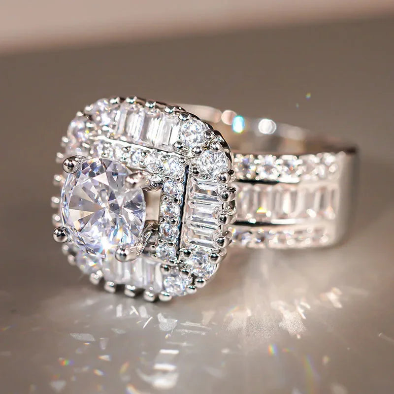 Huitan Cubic Zirconia Cocktail Ring for Women | Party Jewellery Cocktail Ring Axl