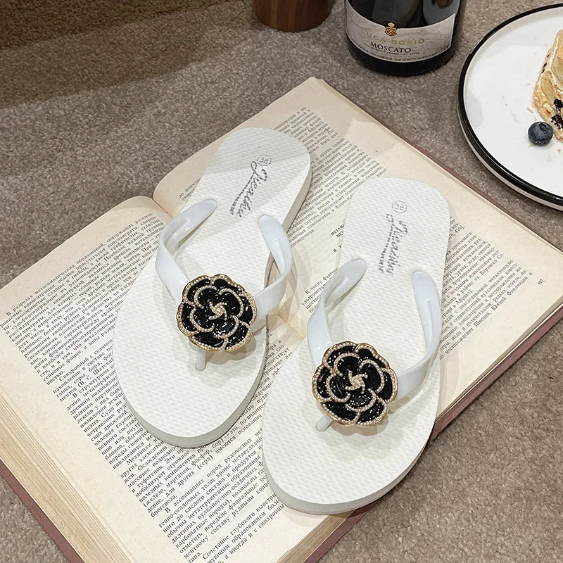 Women's Camellia Flip-Flops – Flat Casual Beach Sandals Women's Flip-Flops Axl White 40