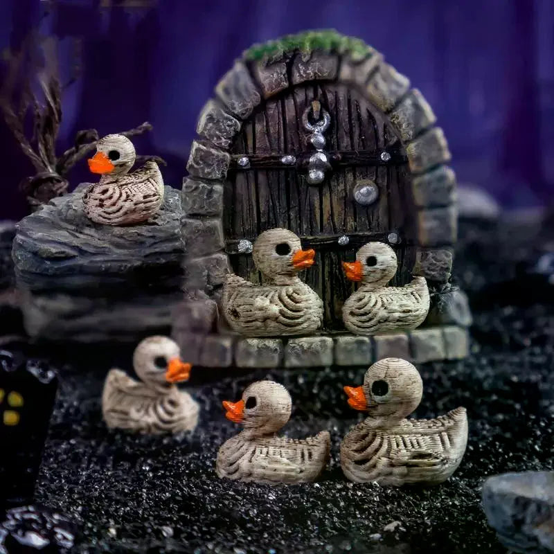 20 Pcs Skull Duck Resin Figurines | Gothic Halloween Decor Resin Figurine Set Axl