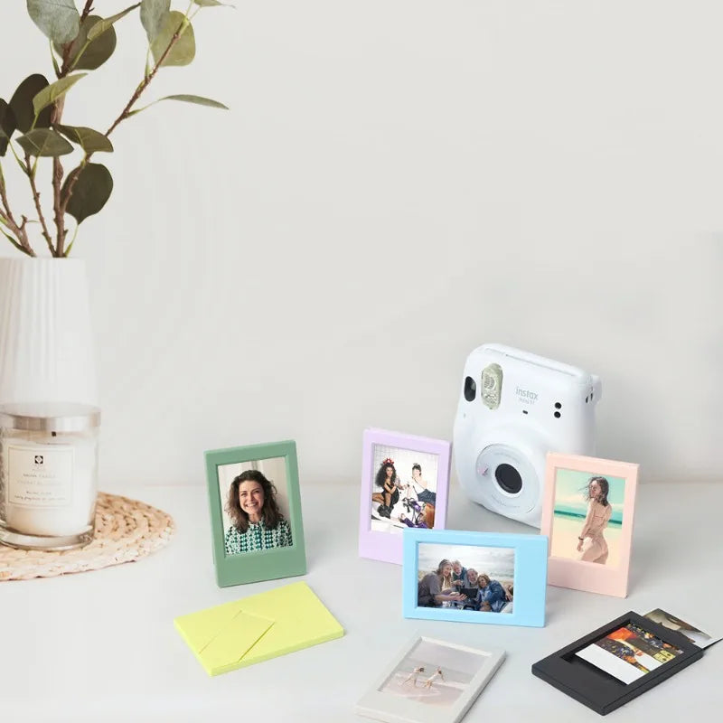8-Piece Mini 3" Polaroid Photo Frame Set – 8 Colors Table Décor Mini Photo Frame Set Axl