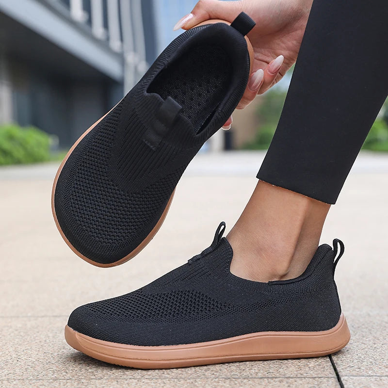ZULIWAGN Breathable Mesh Slip-On Sneakers – Lightweight Men's Shoes Mesh Slip-On Sneakers Axl black 38
