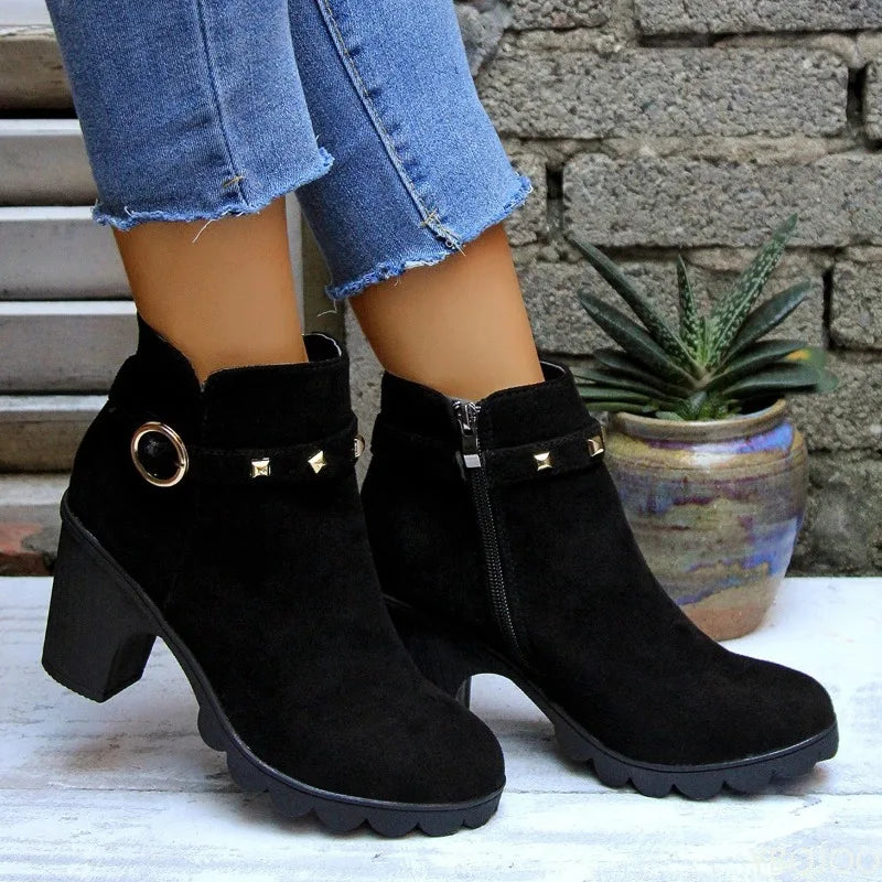 Women's Suede Block Heel Ankle Boots – Side Zip, Wide Sizes Heeled Ankle Boots Axl 38 black