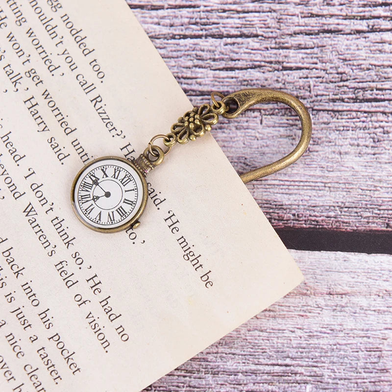 Retro Bronze Metal Bookmark – Vintage Alloy Clock Pendant Gift Metal Bookmark Axl