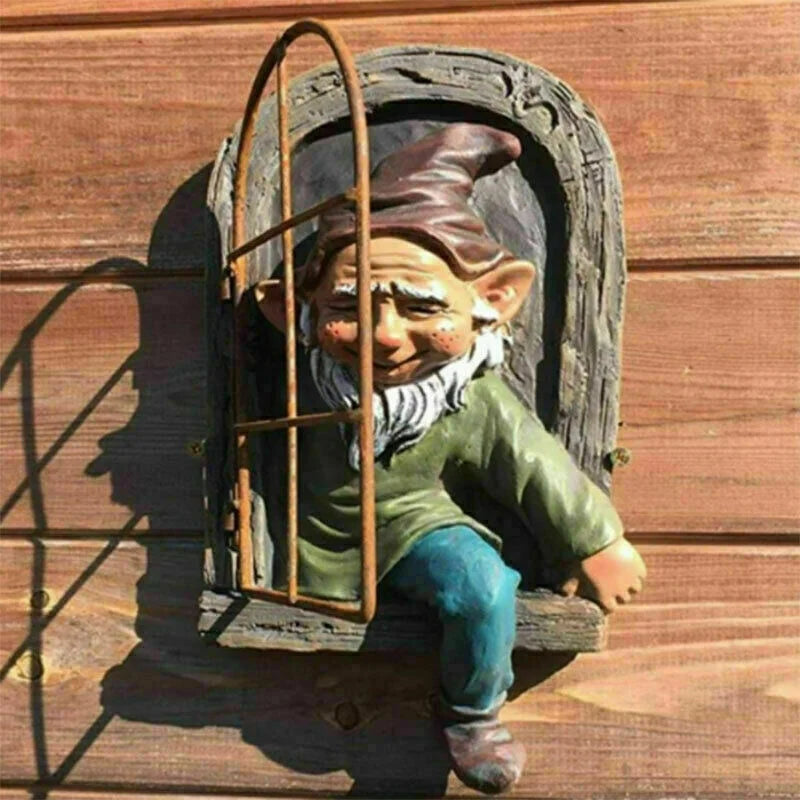 Naughty Garden Gnome Elf Tree Hugger Resin Statue – Door Decor Garden Gnome Statue Axl
