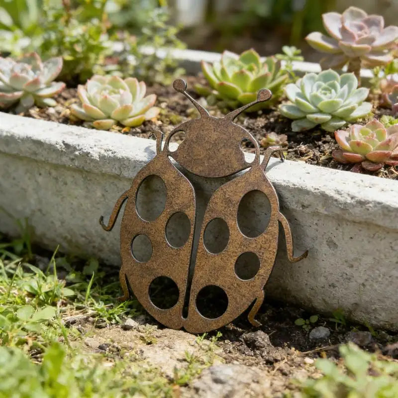 Vintage Foldable Metal Ladybug Wall Statue | Rustic Garden Decor Metal Wall Ornament Axl