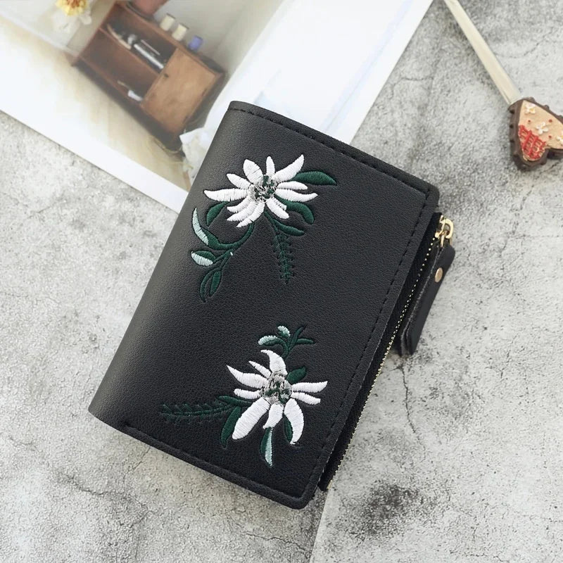 Women's Retro Embroidery Short Wallet & Floral Card Holder Purse Short Wallet Purse Axl 2