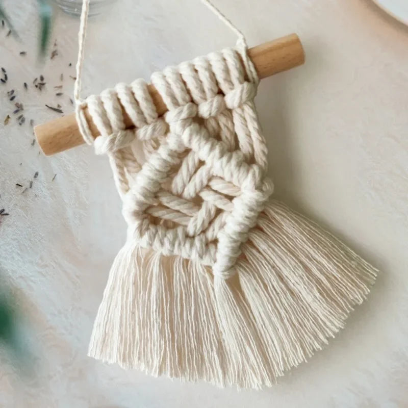 Bohemian Handwoven Macrame Tapestry with Tassels | Wall Decor Macrame Wall Hanging Axl