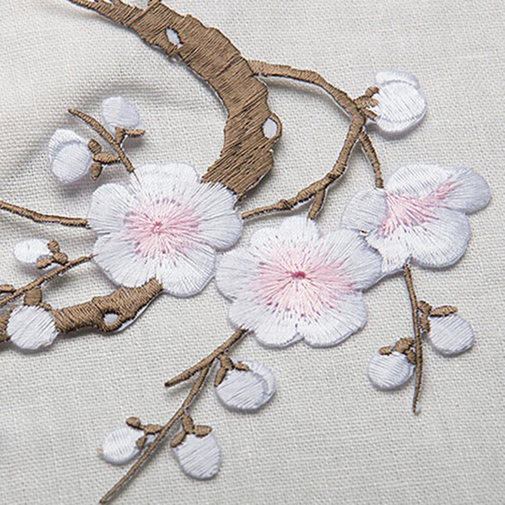 Plum Blossom Embroidered Patch – Iron or Sew On Applique Embroidered Applique Patch Axl