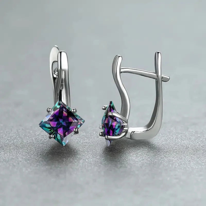 Huitan Women's CZ Hoop Earrings – Geometric Cubic Zirconia Hoop Earrings Axl E2967