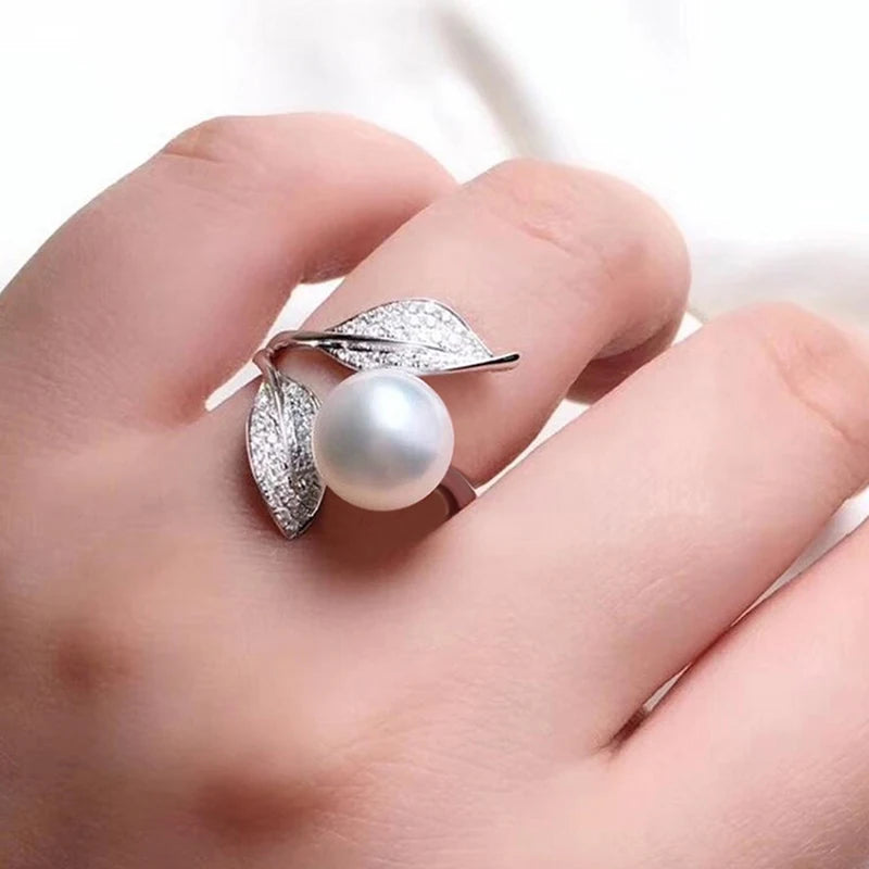 Huitan Pearl Leaf Ring for Women – Silver Fashion Ring Fashion Ring Axl