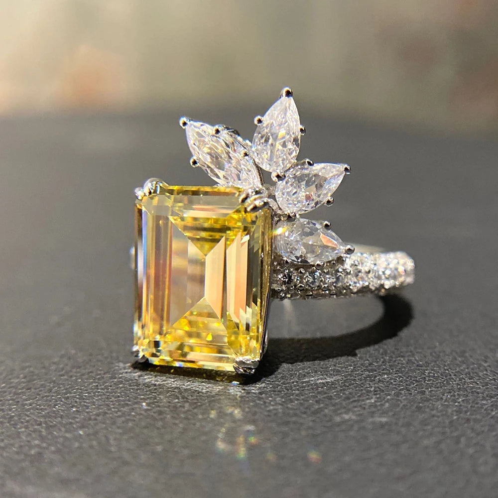 Huitan Yellow CZ Geometric Square Ring – Women's Wedding Jewelry CZ Fashion Ring Axl