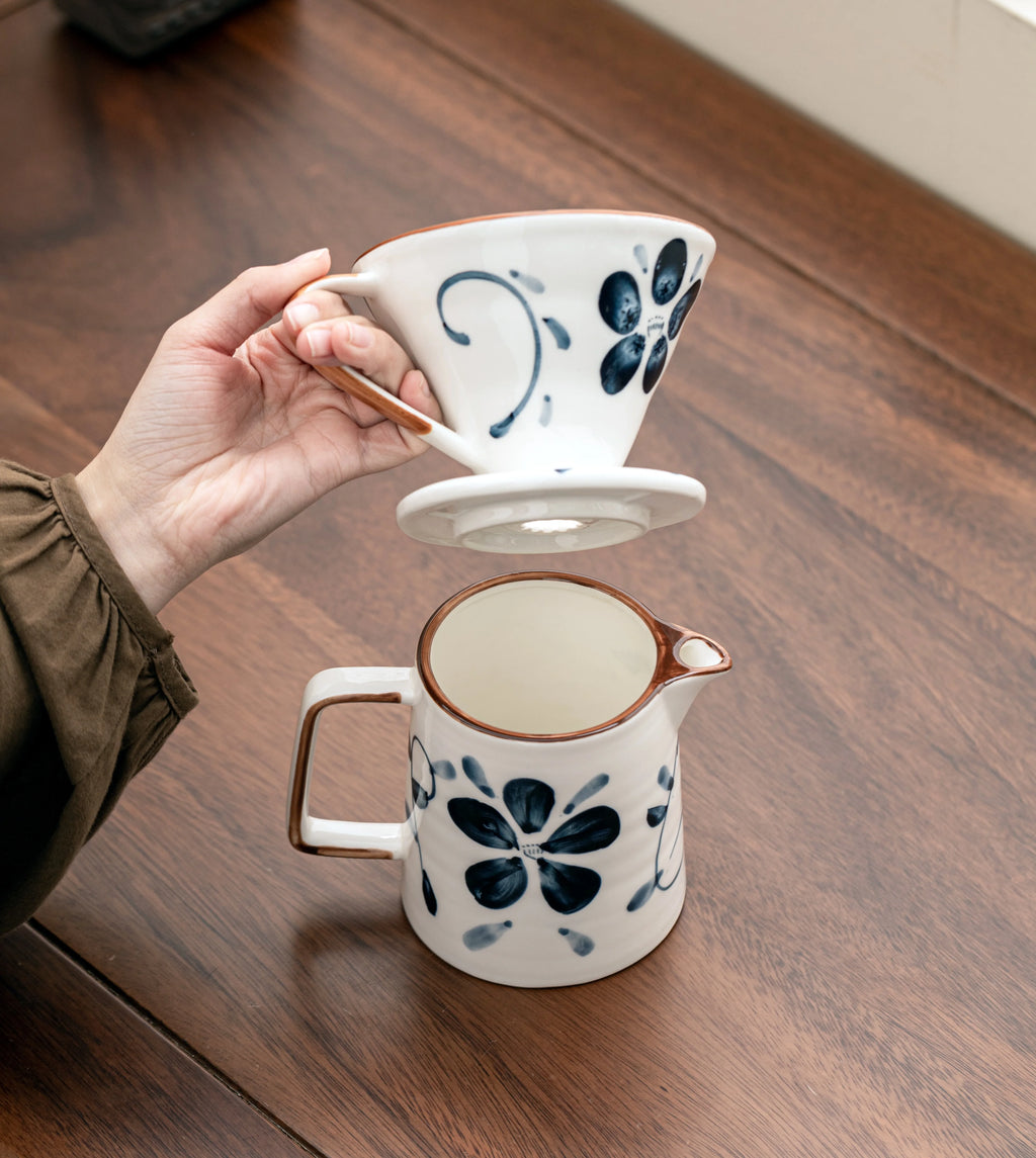 Ceramic Pour Over Coffee Dripper Set 500ml – Blue & White Pour Over Coffee Dripper Axl