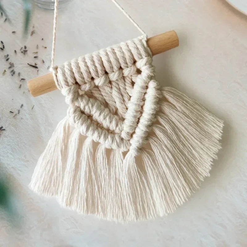 Bohemian Handwoven Macrame Tapestry with Tassels | Wall Decor Macrame Wall Hanging Axl