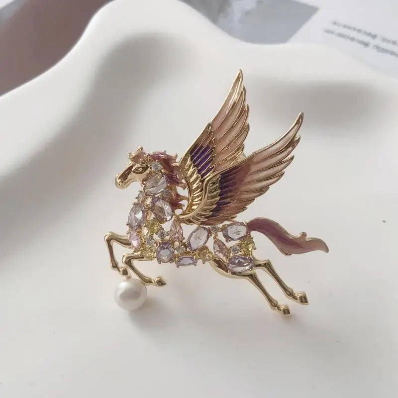 Crystal Pegasus Wing Horse Brooch – Luxury Fashion Pin for Women Fashion Brooch Pin Axl