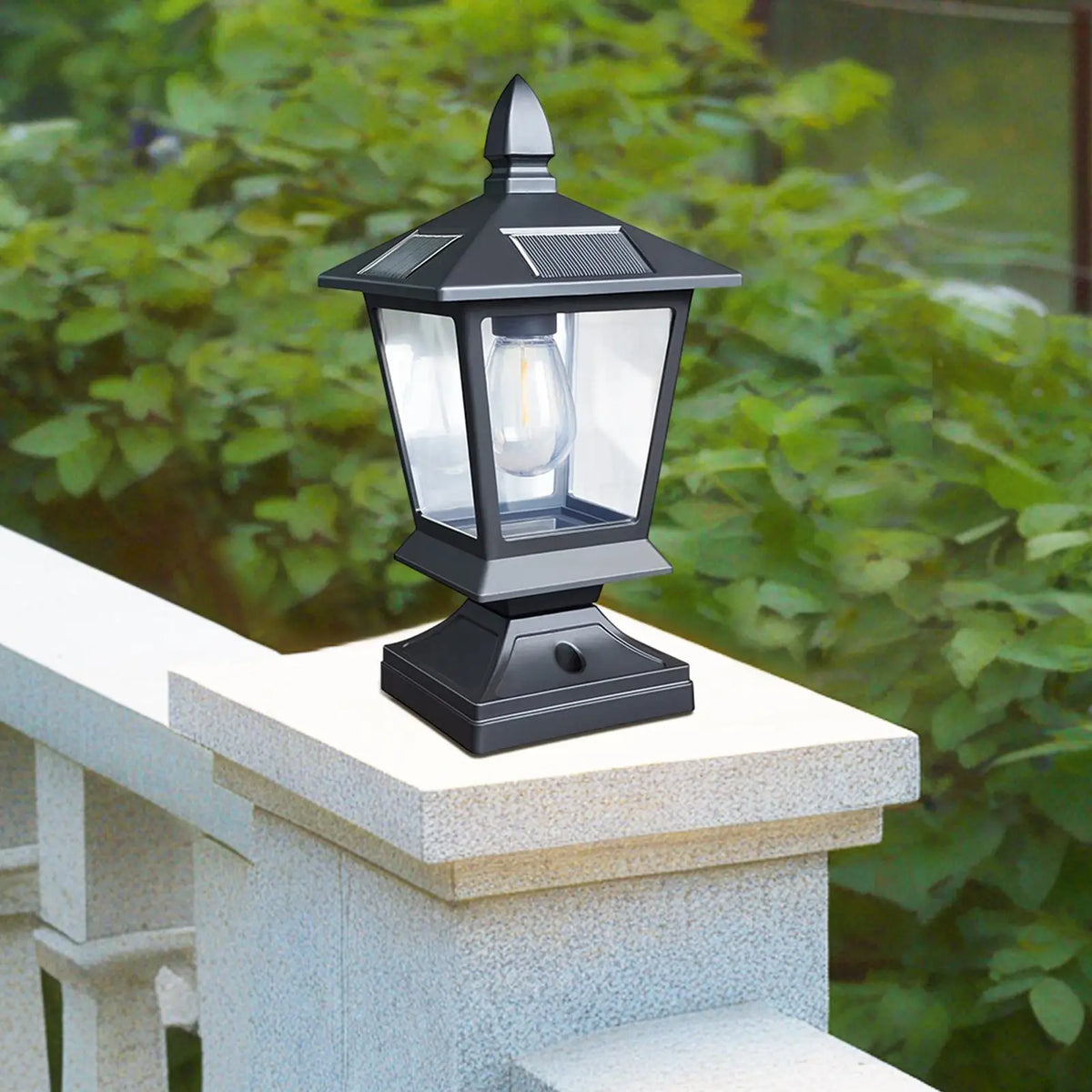 Solar Post Lights Outdoor – IP65 Waterproof Dusk-to-Dawn Garden Solar Post Light Axl