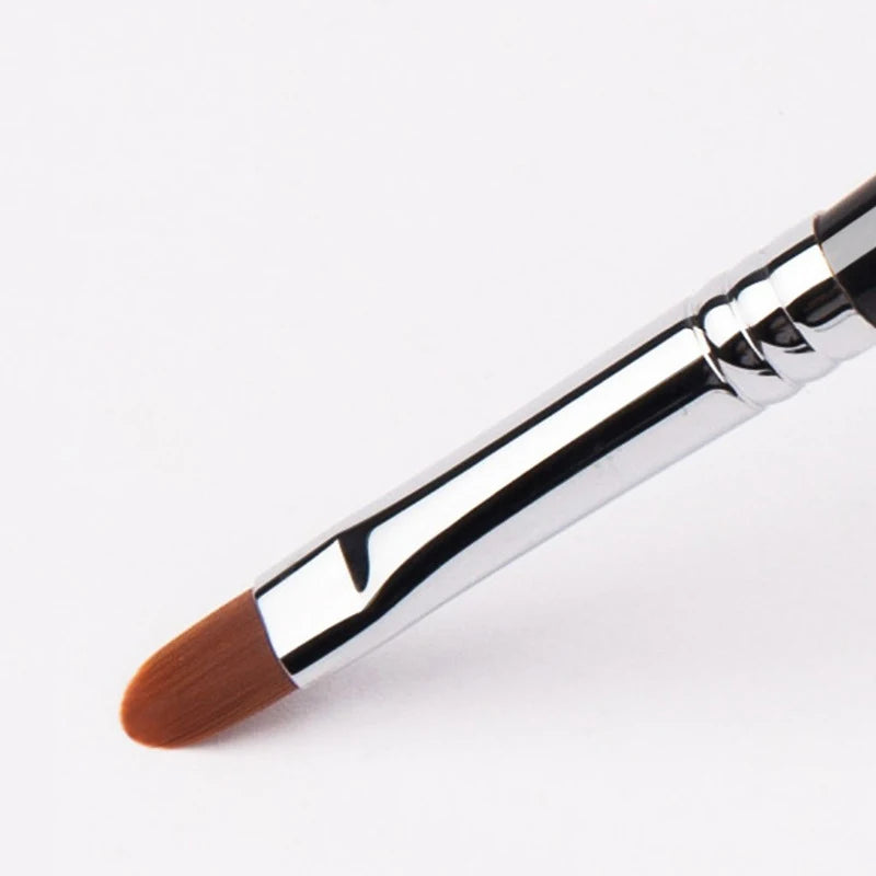 Retractable Lip Brush with Cover – Portable Makeup Tool Lip Makeup Brush Axl