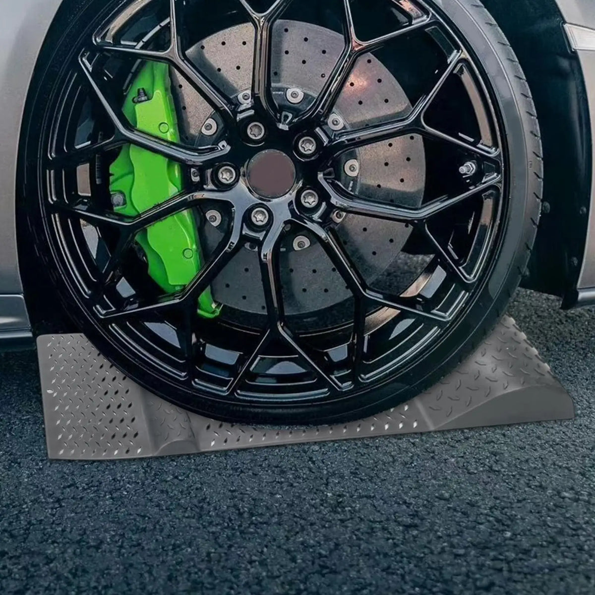 Non-Slip Wheel Chock Parking Stopper & Garage Tire Mat Wheel Chock Stopper Axl