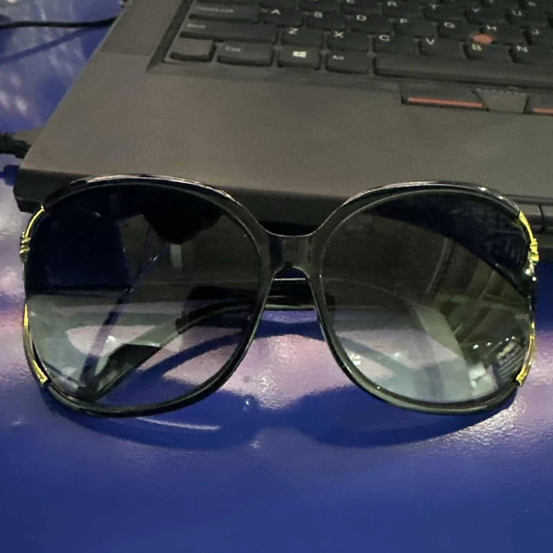 Women's Large Frame Camellia Fashion Sunglasses | Anti-Glare Fashion Sunglasses Axl Gray film