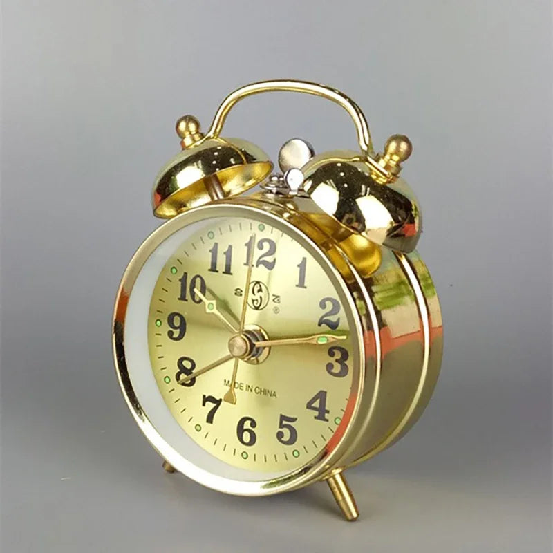 Vintage Mechanical Bell Alarm Clock – Retro Metal Bedside Clock Alarm Clock Axl