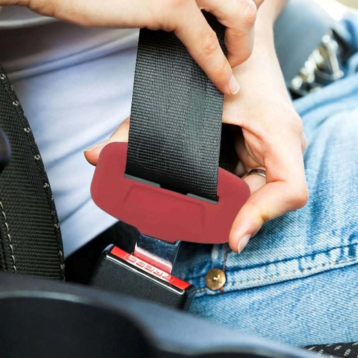 Silicone Seat Belt Buckle Protector Cover – 4-Pack Universal Seat Belt Accessory Axl