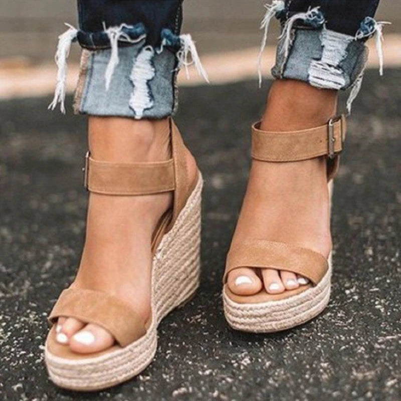 Women's Platform Wedge Sandals – Peep Toe Buckle Strap Platform Wedge Sandals Axl 35 light brown