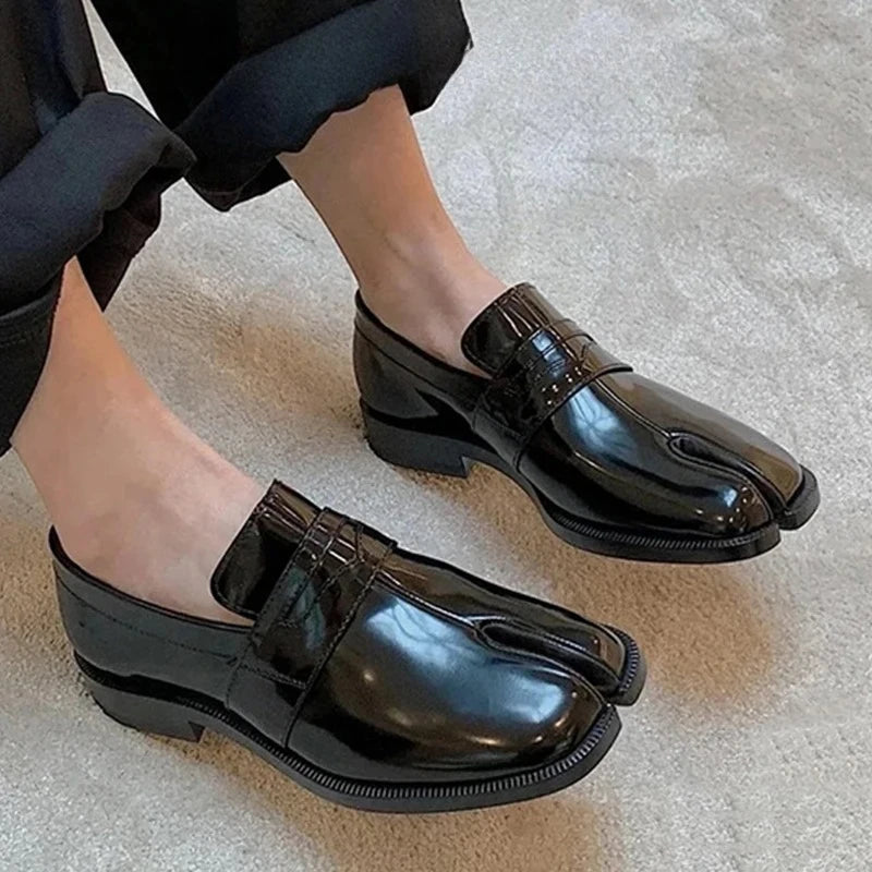 Split Toe Patent Leather Loafers – Men & Women Slip-On Leather Loafers Axl
