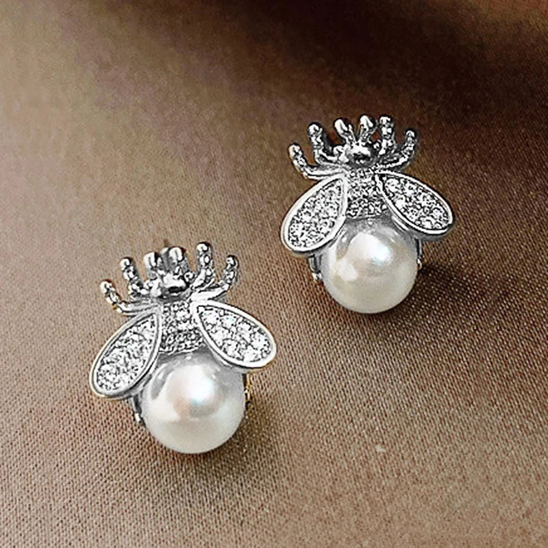 Huitan Bee Stud Earrings – Gold & Silver Pearl Women's Jewelry Stud Earrings Axl