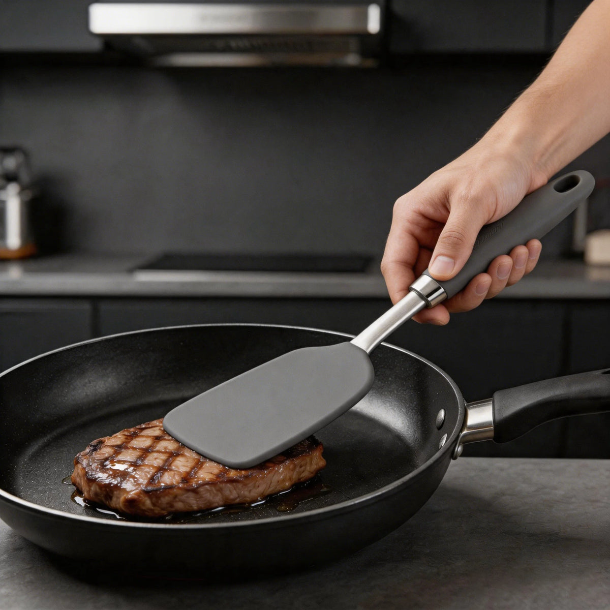 Non-Stick Silicone Cooking Spatula – Heat-Resistant, BPA-Free Silicone Spatula Axl