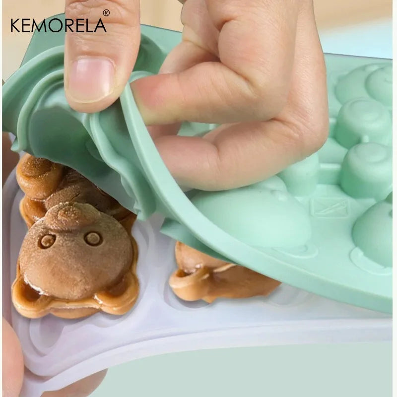 KEMORELA 6-Grid 3D Bear Silicone Ice Cube Mold – Teddy Shape Silicone Ice Cube Mold Axl