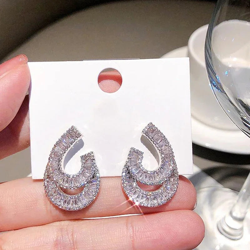 Huitan Water Drop CZ Earrings – Women's Trendy Drop Jewelry Drop Earrings Axl