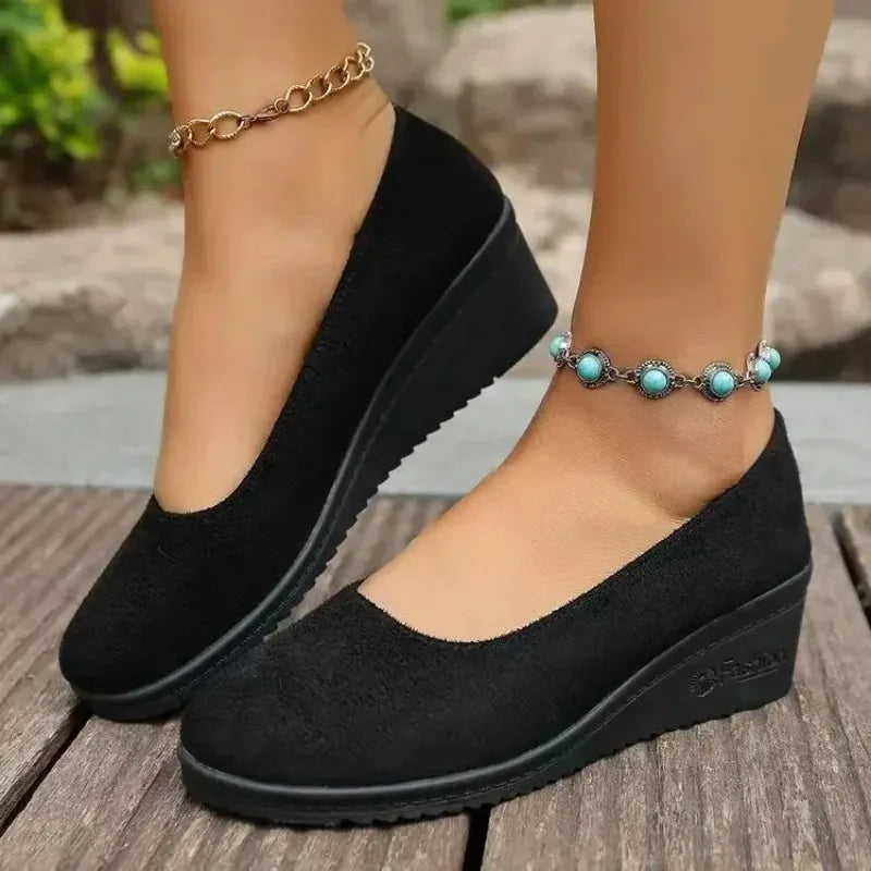 Women's Velvet Slip-On Loafers – Soft Sole Slope Heel Casual Shoes Slip-On Loafers Axl