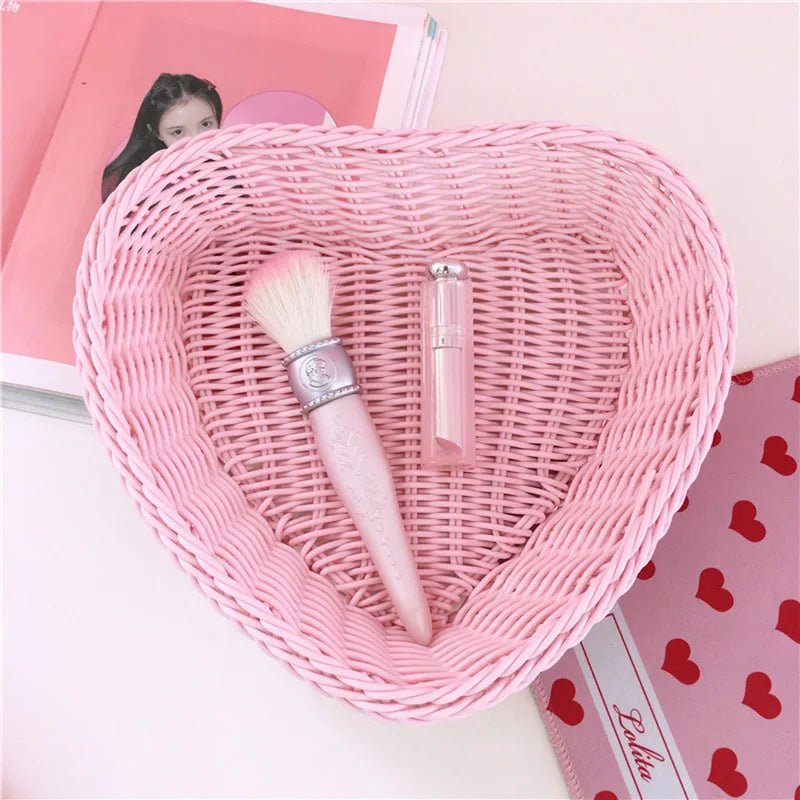 Heart-Shaped Wicker Storage Basket – Nordic Decor & Fruit Bowl Decorative Storage Basket Axl