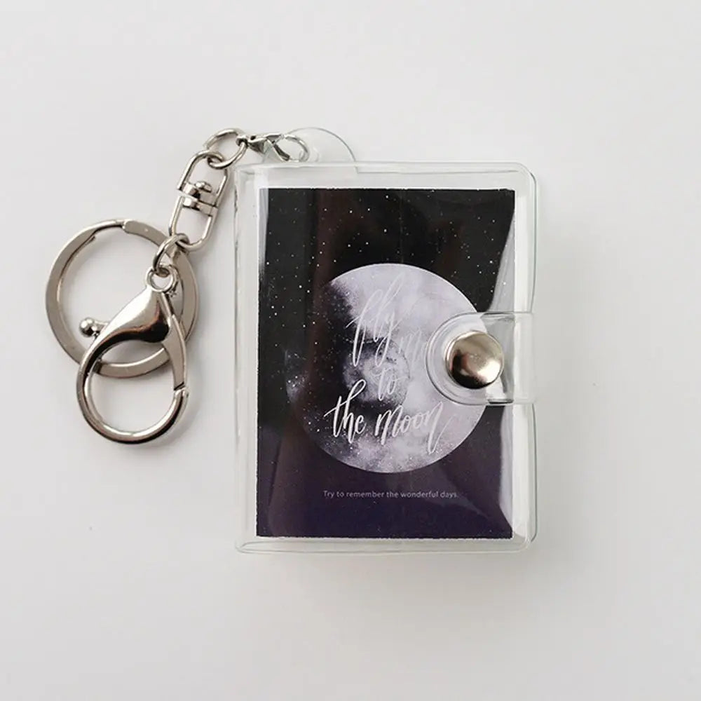 Mini Photo Album Keychain – Holds 20 Photos & Cards Photo Album Keychain Axl 01